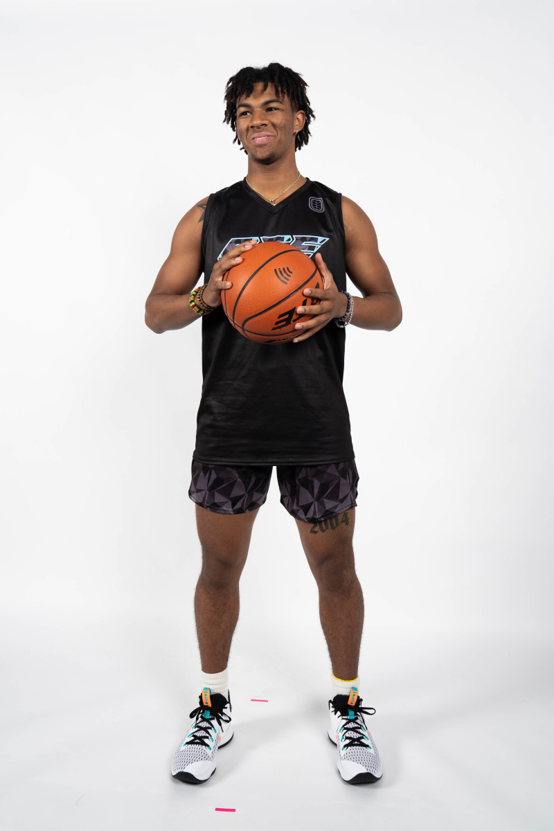 Clark, an Illinois commit, is the younger brother of former SI All-American Skyy Clark.
